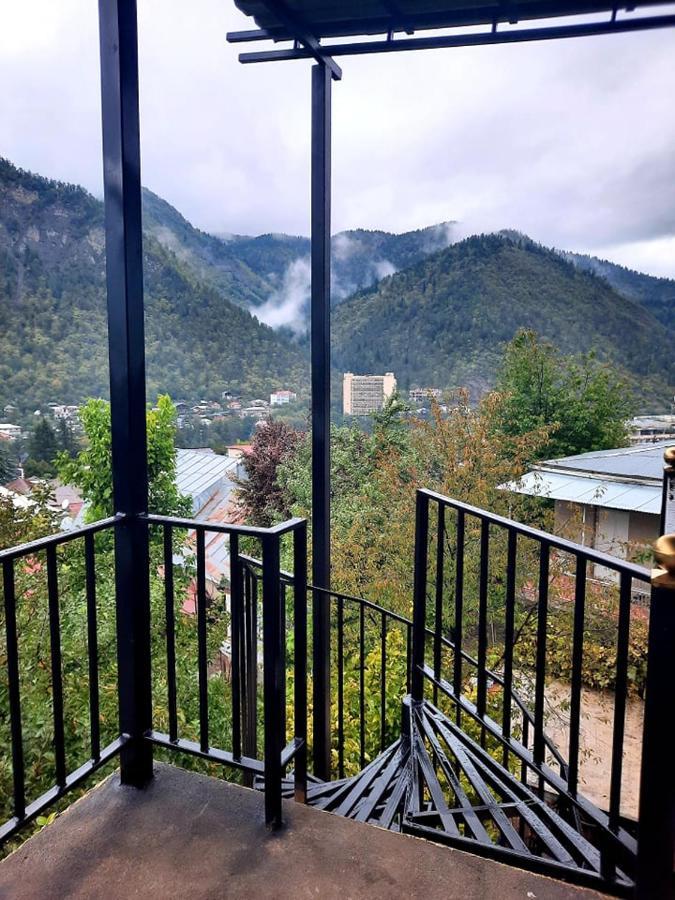 Guest House Bochora Боржоми Экстерьер фото